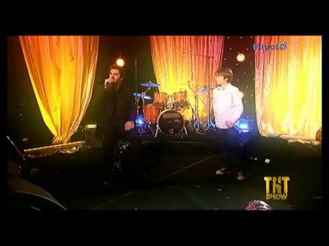 Valentin & Patrick Fiori - Quatre mots sur un piano (TNT Show, D8)