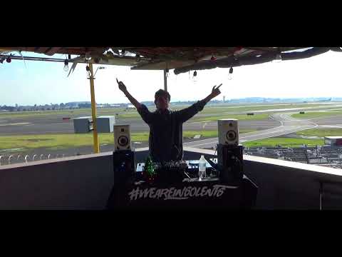 SIUL GONZALES - Christmas Sessions X La Casa de la Aviacion