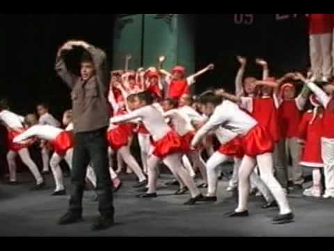 PESNI POD ELKA 2009 BOZIKNI PESNI - TOMCE JOVANOVSKI.mpg