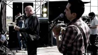 Alain Johannes con Felo Foncea  en Maquinaria 2011 - &quot;The Bleeding whole&quot;