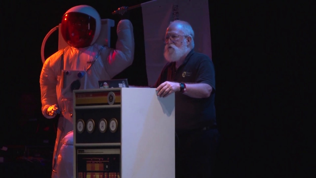 1969 - 2019: 50 years of UNIX and the landing on the Moon