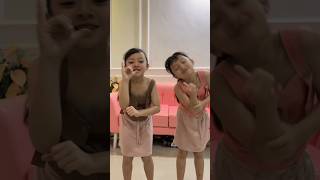 Download lagu Hahaha Gara Gara Sebotol Minuman Pororo ini pasti #kembar #funny #trends #shorts mp3 Download lagu Hahaha Gara Gara Sebotol Minuman Pororo ini pasti #kembar #funny #trends #shorts mp3