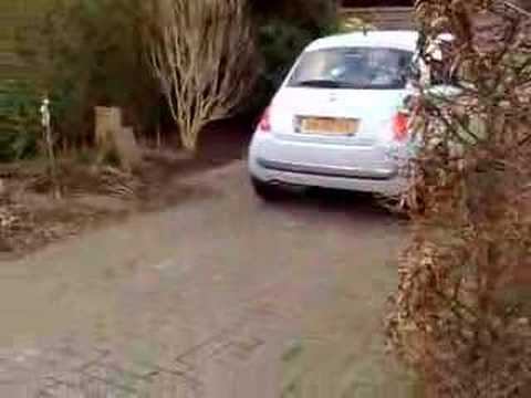All new Fiat 500 1.4 revving!!