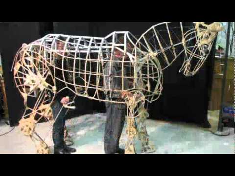 The genius puppetry behind War Horse | Handspring Puppet Company