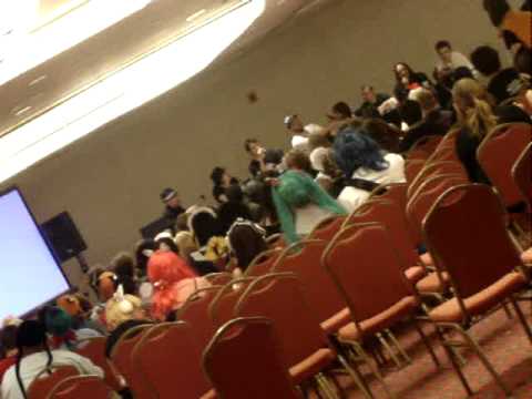 Youmacon 2010: DISS OFF!