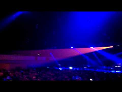 Borgore @ Escape from Wonderland Live 2011 (clip)