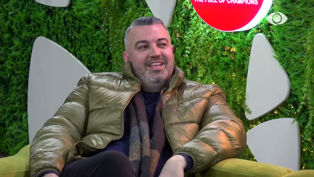 “U lage ti?”/ Miri ironizon Artanin: Ikën pëllumbat, vid-vid-vid…
