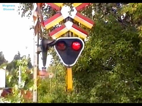 Part 3 HAGAGATAN Railway Crossing in Sweden (Kumla) (2010)