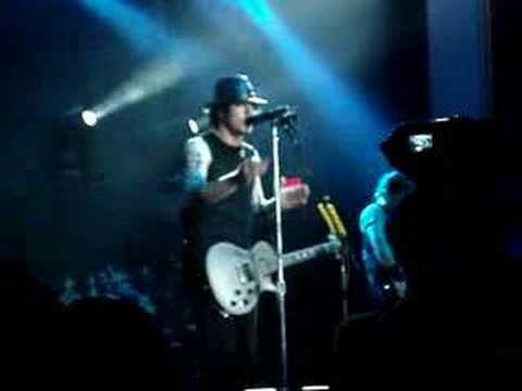 Three Days Grace Drown Live