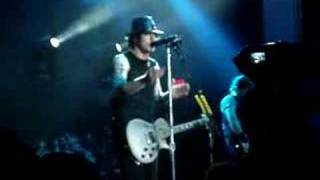 Three Days Grace Drown Live