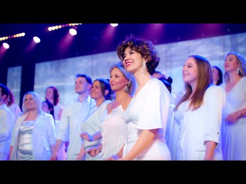Sienna Gospel Choir - Narodził się