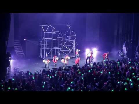 190507 NCT 127 WORLD TOUR 'NEO CITY - The Origin' in Chicago - Wake Up + 나쁜 짓 (Baby Don't Like It)