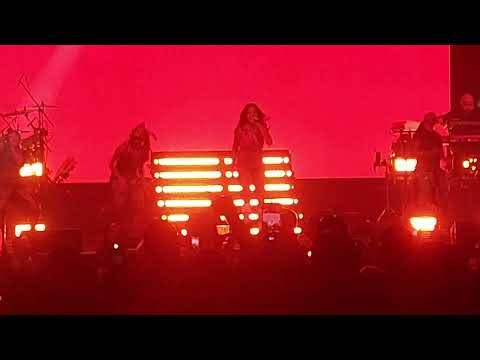 Abertura / Fala mal de mim / Ludmilla na Via Music hall vídeo 2