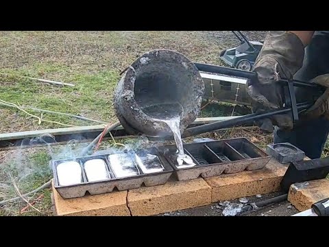Melting 40 Pounds of Scrap Aluminum for Resale