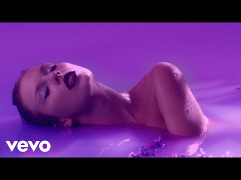 Taylor Swift - Lavender Haze (Official Music Video) thumnail