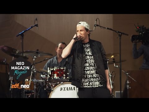 Video thumbnail for 89 Problems but a Bitch ain’t one
