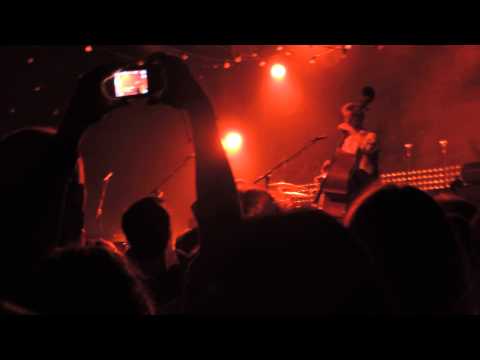Mumford & Sons - Dust Bowl Dance (Live @Le Bikini, Ramonville/Toulouse, France, 19/03/2013)