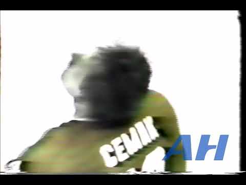 IIHF Calgary Cup Dec. 31, 1986 Canada v USSR (R) Ken Berry v Alexander Semak