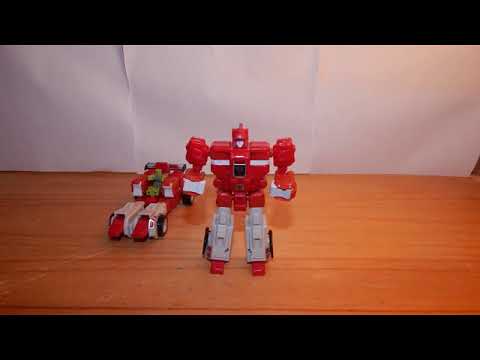 Transformers Earthrise Fastlane and Cloudraker