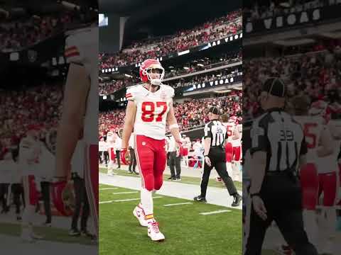 Travis Kelce takes it all in 🫡