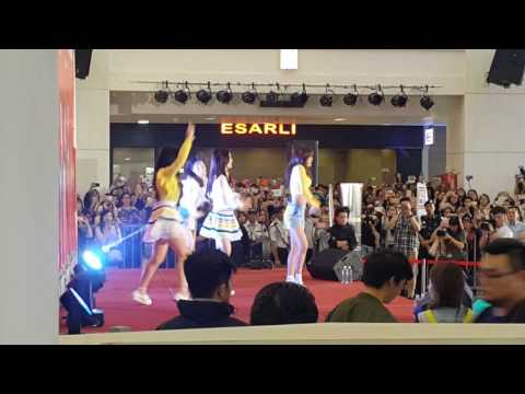 [22042017] Red Velvet (레드벨벳) - Rookie (Rookie) Fan Signing Event in Malaysia