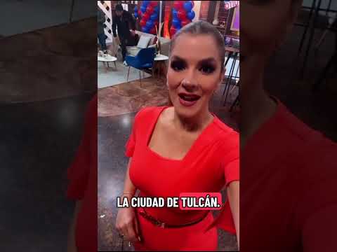 La periodista y prensentadora Valeria Mena nos hace llegar sus saludos #tulcan #carchi