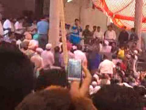 gurdas maan with jassi and punni....