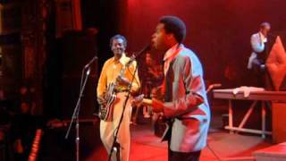 Chuck Berry &amp; Robert Cray - Brown Eyed Handsome Man