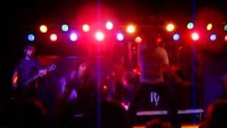 Eighteen Visions- Waiting For The Heavens