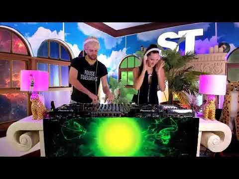 day404 2021 04 20 - SOFI TUKKER