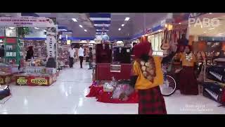 Download lagu Tari Tulolonna Sulawesi - Crew Graha Media Mtos Makassar mp3