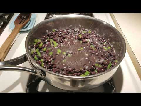 How to make gallo pinto (Central American rice and beans)