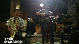 Download lagu Live Music - Kla Project Terkenang Cover by dntlwband mp3