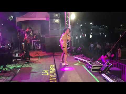 Show Franciele Fernanda 20/05 part 1