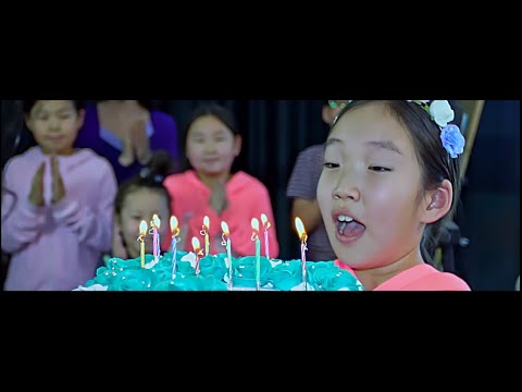 Болор-Уянга - Охин минь том болж байна (MV)