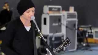 Music Bank: Placebo rehearsal footage for the album 'Battle For The Sun'
