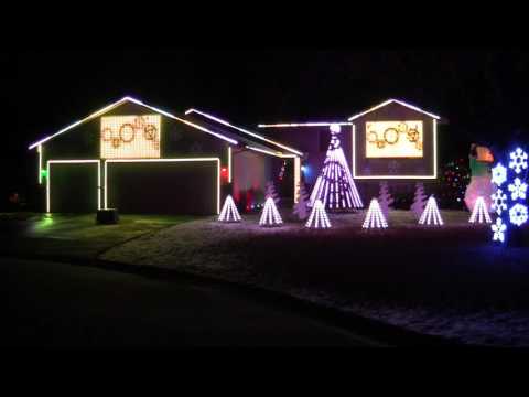 2016 Christmas Light Show - SnoMutt Lights