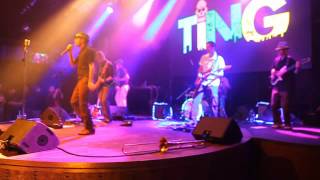 TiNG - Keep the People Down (live)