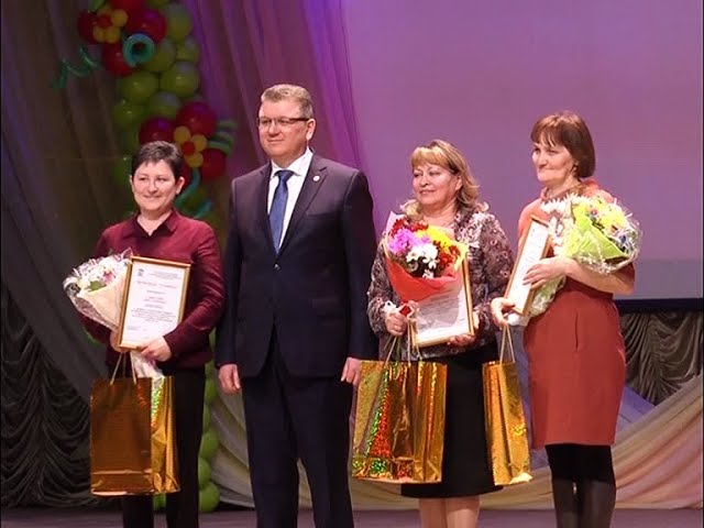 Әни дә, бизнес-леди да, рухи матурлык үрнәге дә