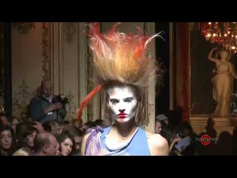 Vivienne Westwood - PARIS Spring Summer 2010