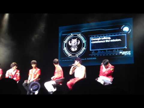 [FANCAM] 131110 VIXX Milky Way Showcase in LA - Boys being sassed by Rovix