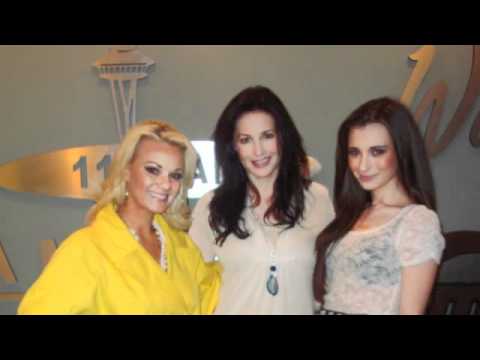 Mandy Moon owner of Mandy Moon Vintage