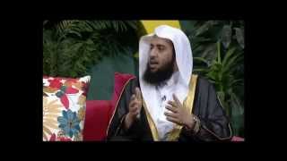 مقطع قصير |من ثمرات توقير العبد لربه|د.عمر المقبل | image