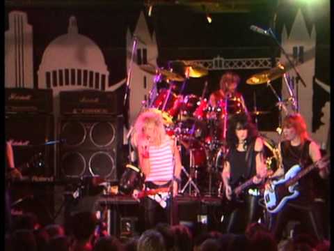 Running Wild - Girlschool -  Live 1984 (Running Wild Tour)
