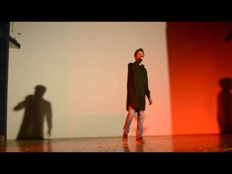 Iftekhar Ahmad Kya hua tera wada, live performance at college event.