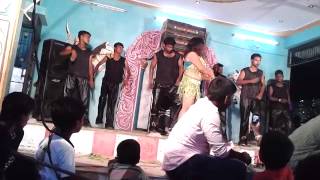 Download lagu tamil record dance 2014 new   Adal padal video 10 mp3