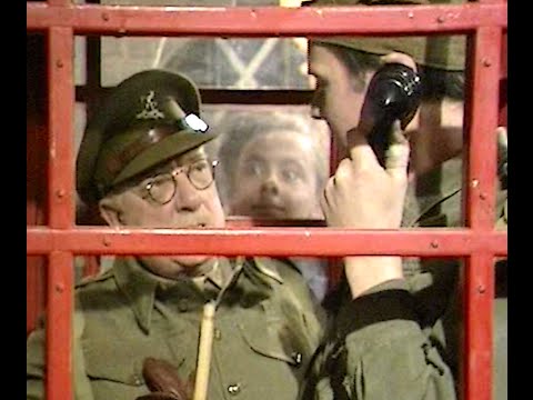 Dad's Army - The Lion Has Phones - ... do it somewhere else... - NL subs