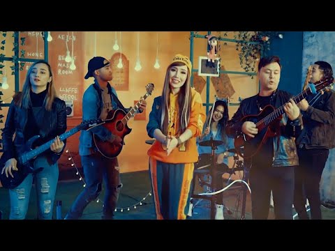 Abdusalam Molla & Gülmire Turghun - Ishen