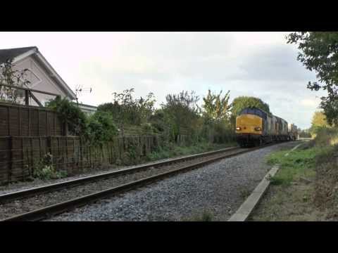 37612 and 37611 on 6L70, 01:27, Crewe - Leiston and 6M69, 15:42, Leiston - Willesden Brent Sidings
