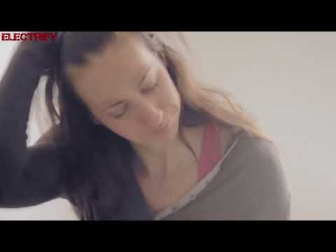 0008   IAN COLEEN feat.  TIFFY - NOTHING'S WRONG  ( ORIGINAL VERSION )